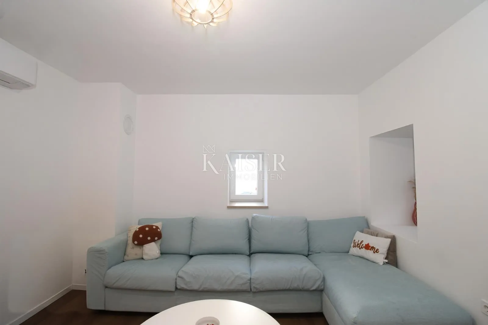 otok krk, omišalj- kuća 165m2 s wellnessom u staroj jezgri - slika 3