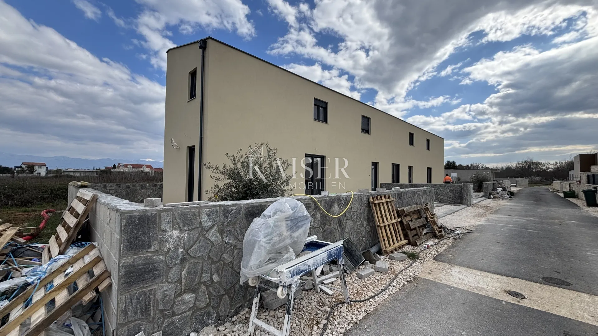 zadar, privlaka – nova kuća s dvorištem, 600 m od mora - slika 30