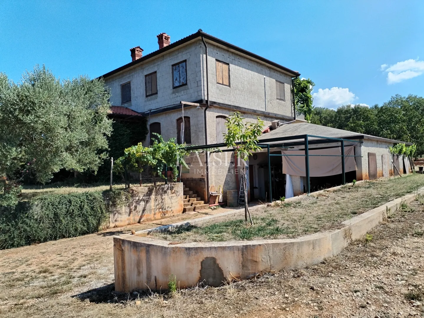 istra, umag, kuća 420m2, sa zemljištem 40.000m2 - slika 2