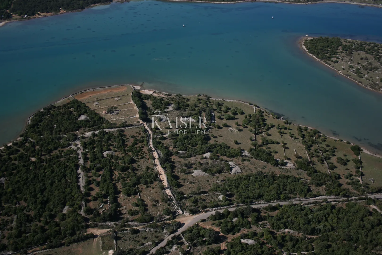cres, osor – zemljište 7.000 m2 uz more s ruševinom - slika 10