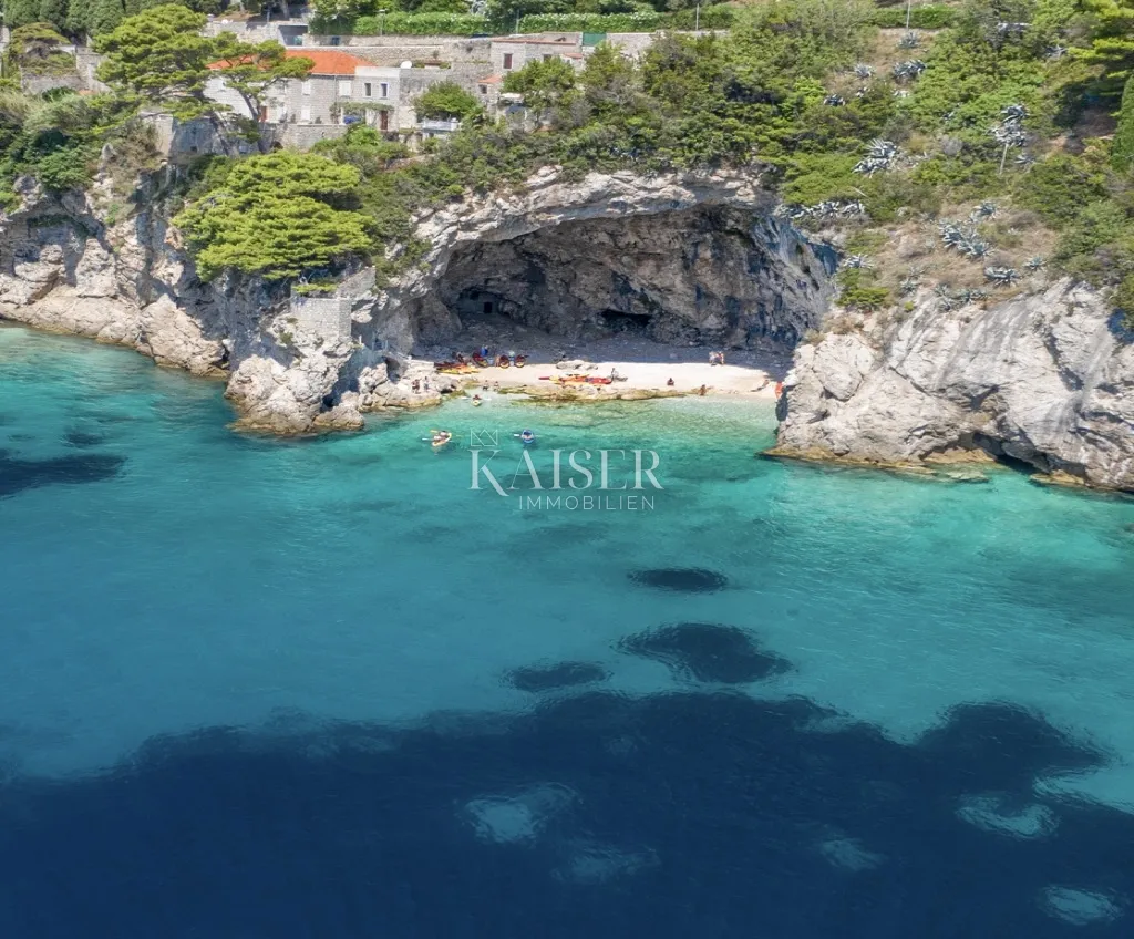 rogoznica - kamena vila s pogledom na more - slika 30