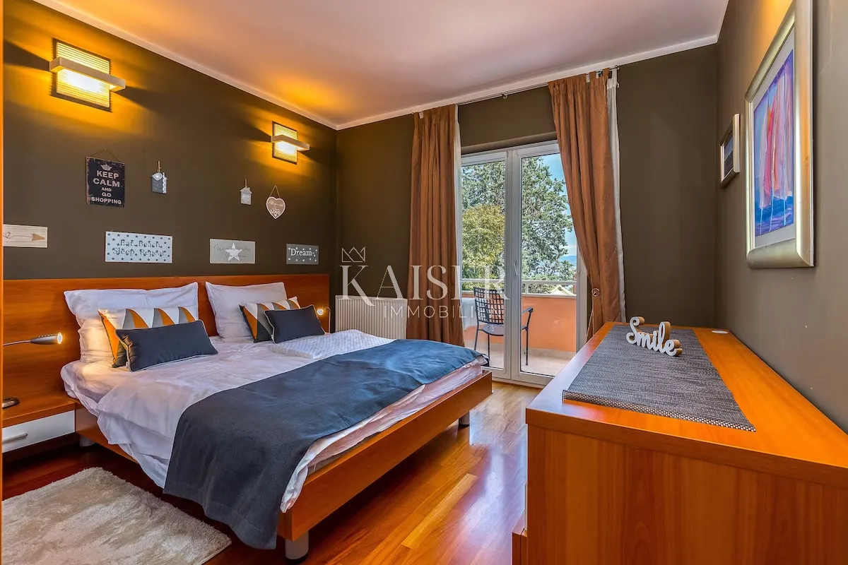 lovran – apartmanska vila s velikim zemljištem i projektom za boutique hotel - slika 4