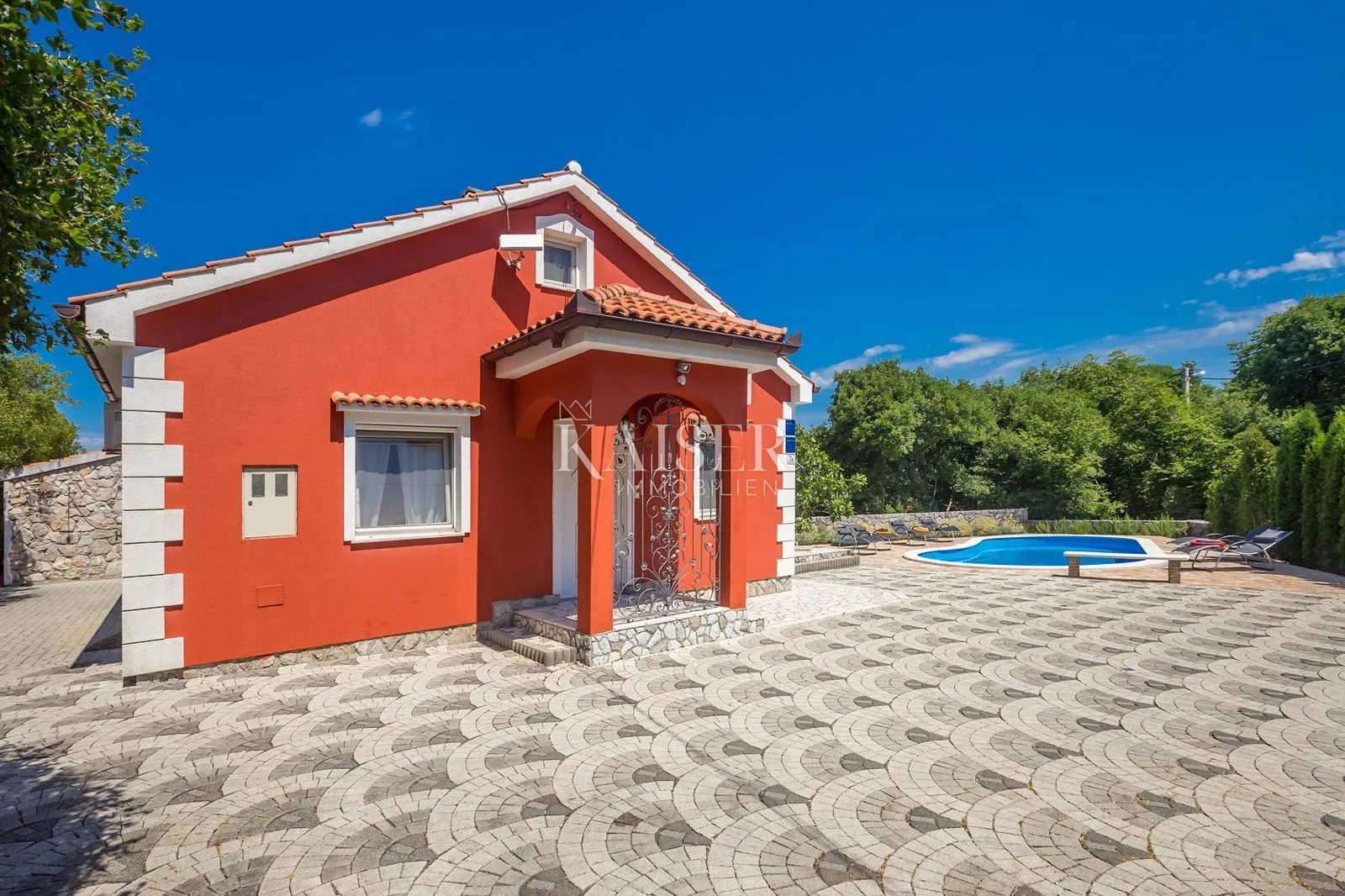 otok krk, dobrinj- kuća 120m2 s bazenom na mirnoj lokaciji - slika 32