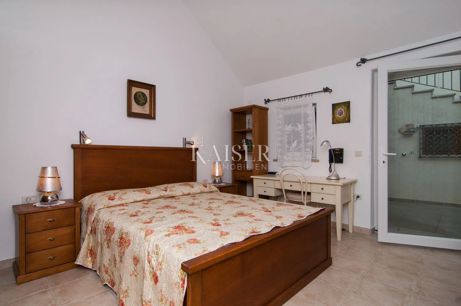 otok brač, supetar - kamena villa sa pogledom na more - slika 15