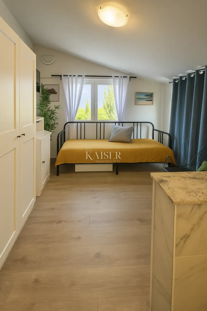 vir | kuća s 6 apartmanskih jedinica i garažom – 200 m od mora - slika 28