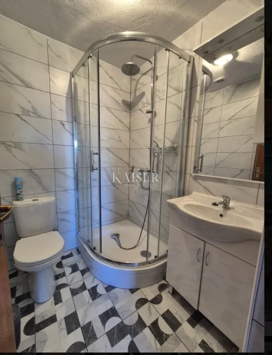zadar, vinjerac - kuća s četri apartmana ,70m od mora - slika 10