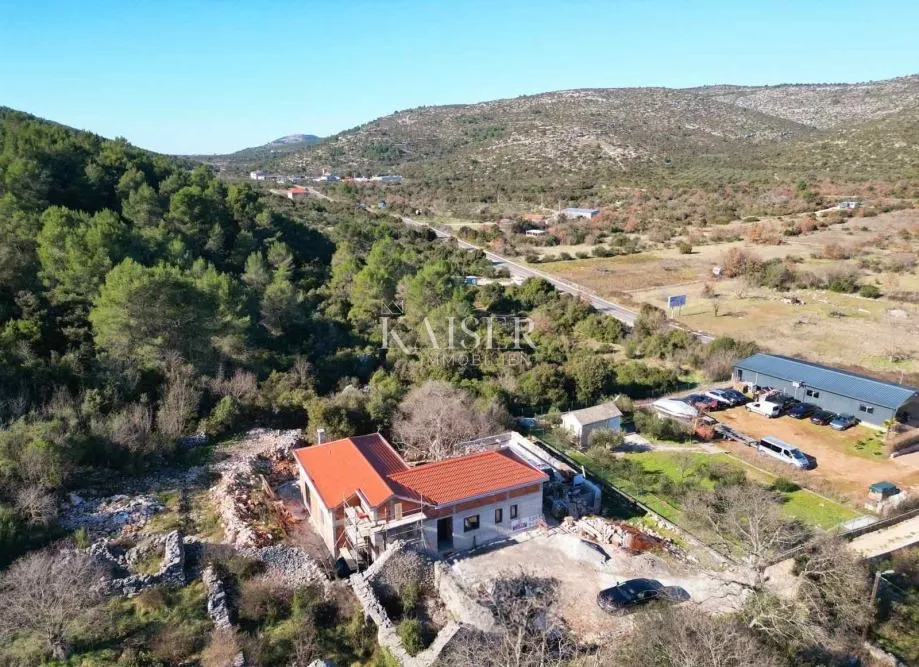 trogir - marina – luksuzna dizajnerska vila s bazenom u izgradnji - slika 6