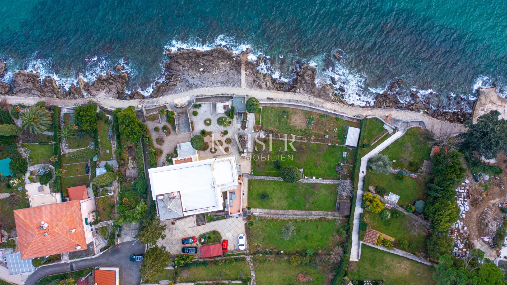 opatija, stan 102m2 u vili i red do mora - slika 2