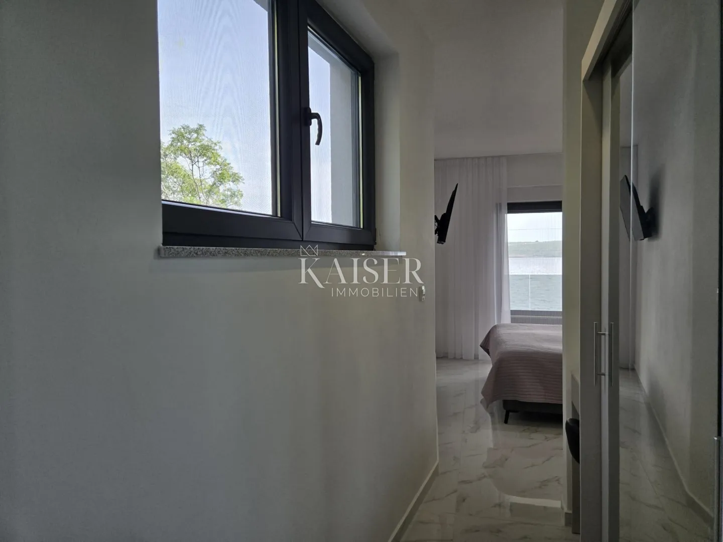 zadar, posedarje – ekskluzivna vila prvi red do mora s privatnim pristupom moru - slika 50