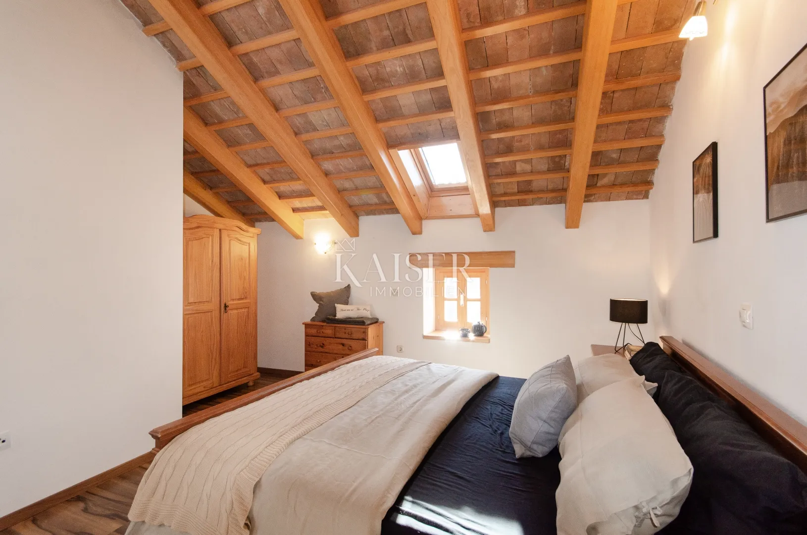 istra, rovinj okolica- šarmantna kamena kuća 170m2 s bazenom - slika 23