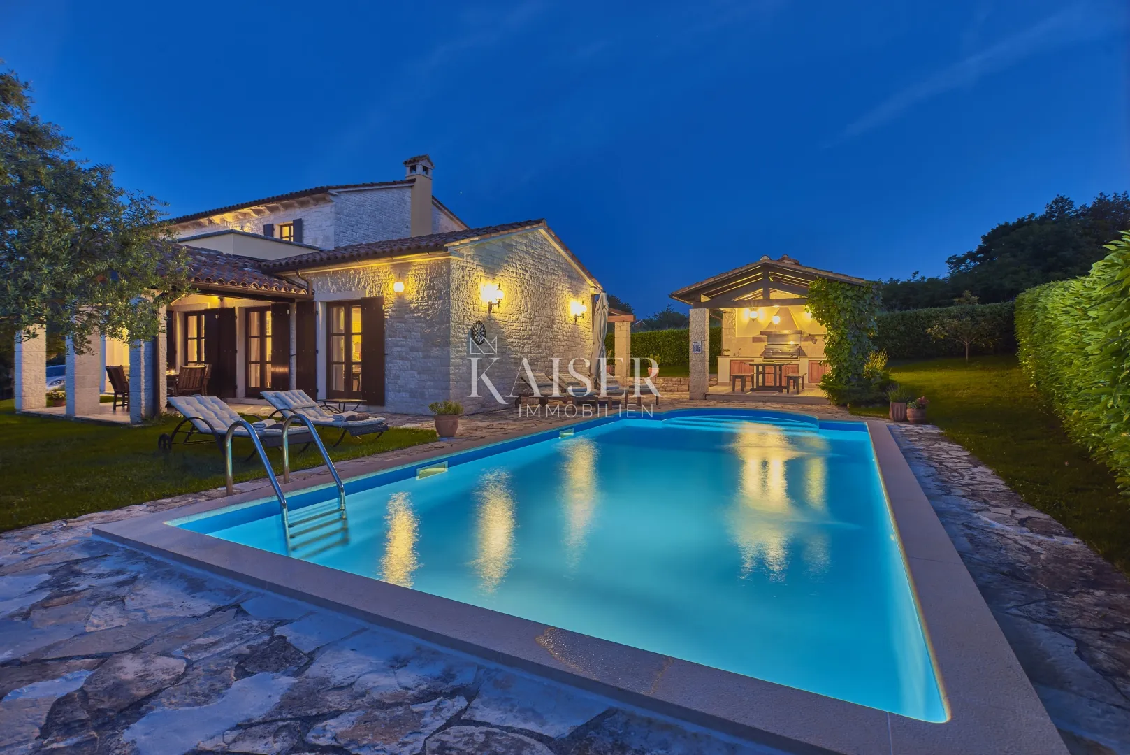 istra, karojba - šarmantna vila u srcu istre, 212m2, 4 spavaće sobe - slika 11