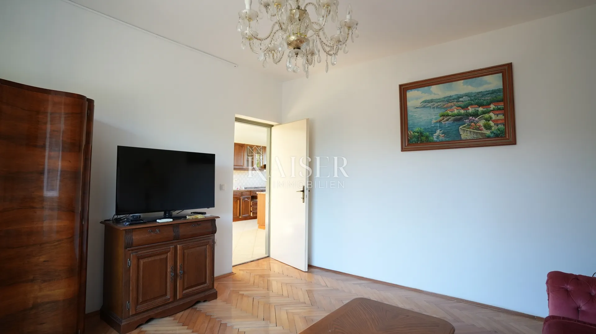 kuća sa dva stana 264m2 prvi red do mora - slika 17
