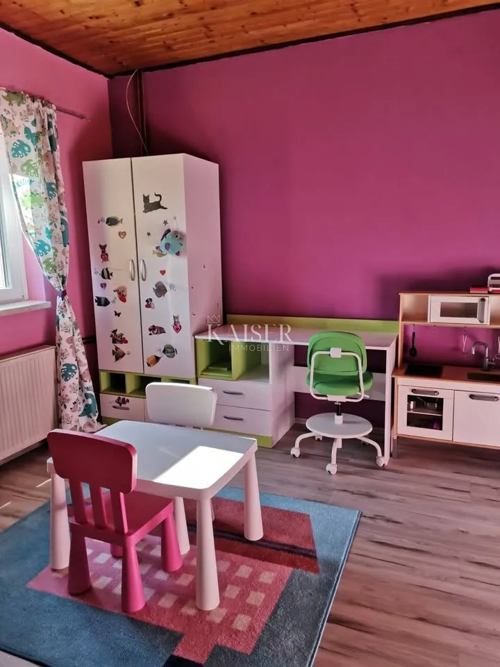 fužina, šarmantna obiteljska kuća s okućnicom - slika 4
