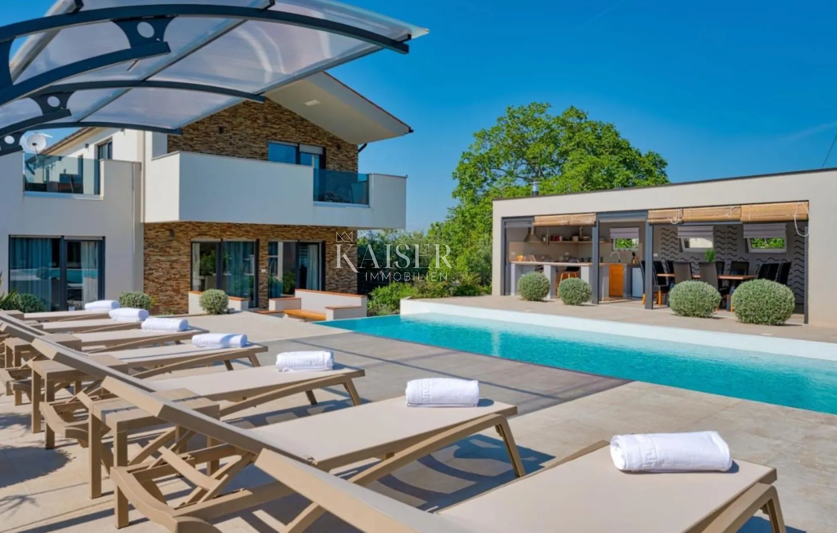 Istra - luksuzna vila, 380m2 - Marčana