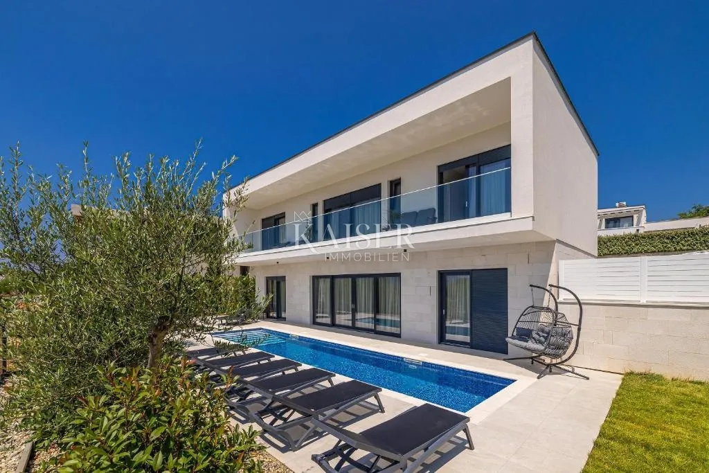 Krk, okolica - luksuzna villa 199m2, pogled na more