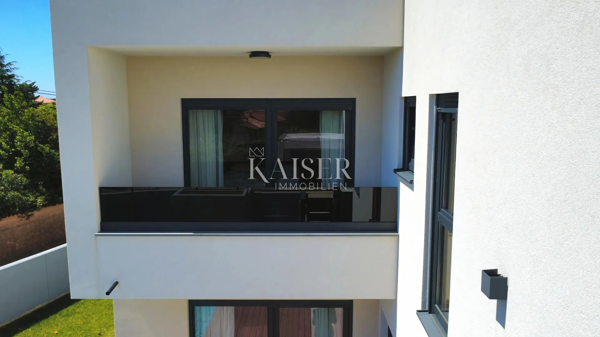 istra, pomer- moderna vila 188m2 samo 200m od mora - slika 19
