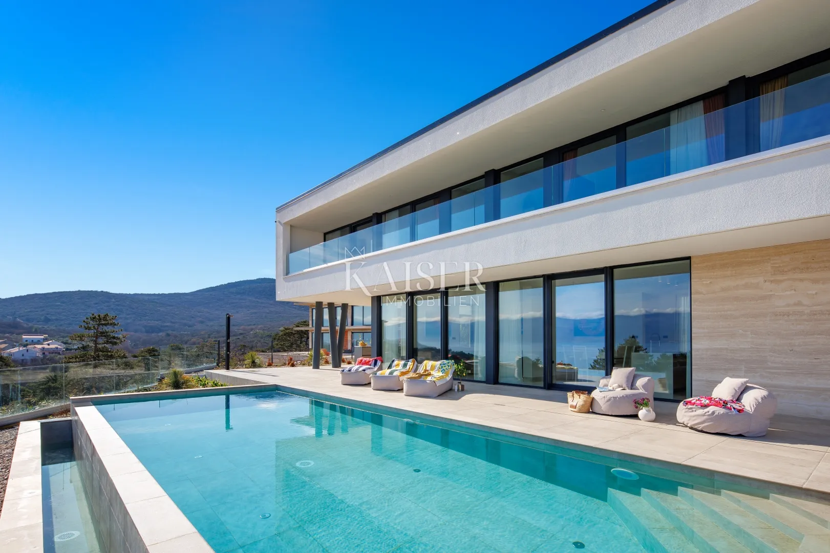 krk, vrbnik - villa 265m2 sa panoramskim pogledom na more - slika 1
