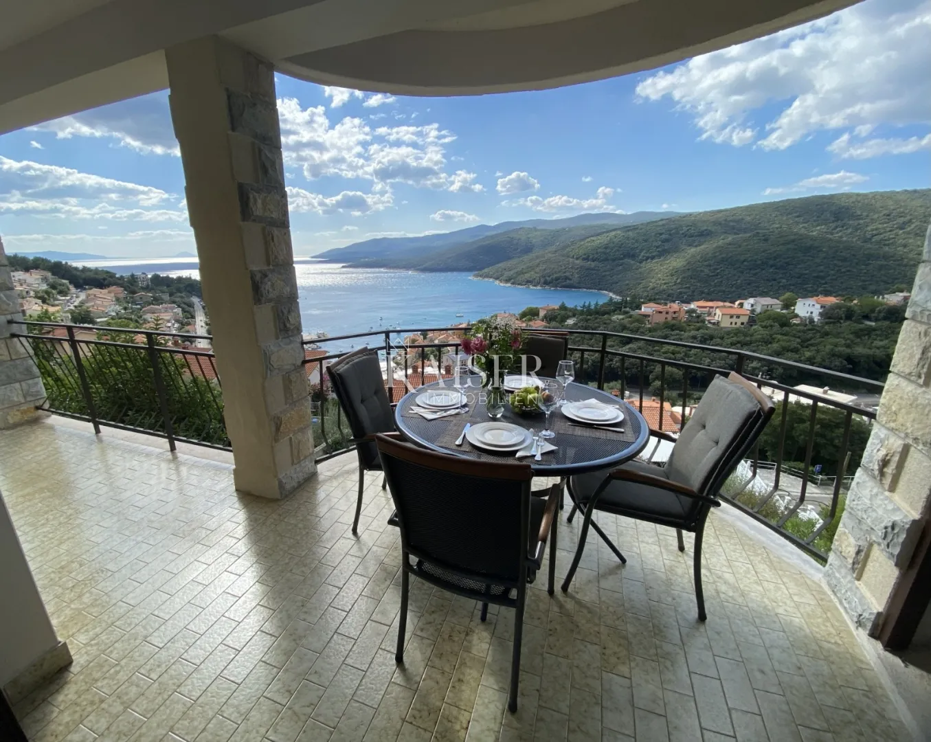 istra, rabac – ekskluzivna kuća s četiri stana i otvorenim pogledom na more - slika 8