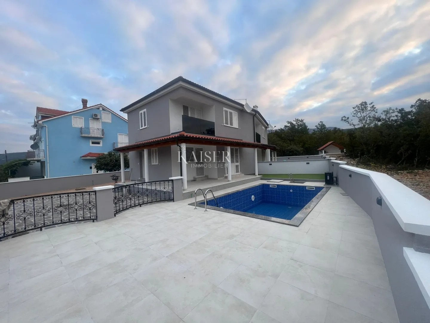 crikvenica, jadranovo - kuća sa bazenom - slika 2
