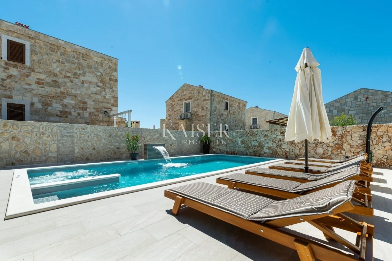 zadar – privlaka, luksuzna kamena vila s bazenom, jacuzzijem i wellness kutkom - slika 37