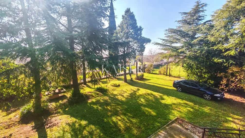 istra,poreč- kuća 200m2 s građevinskom parcelom 2600m2 - slika 15