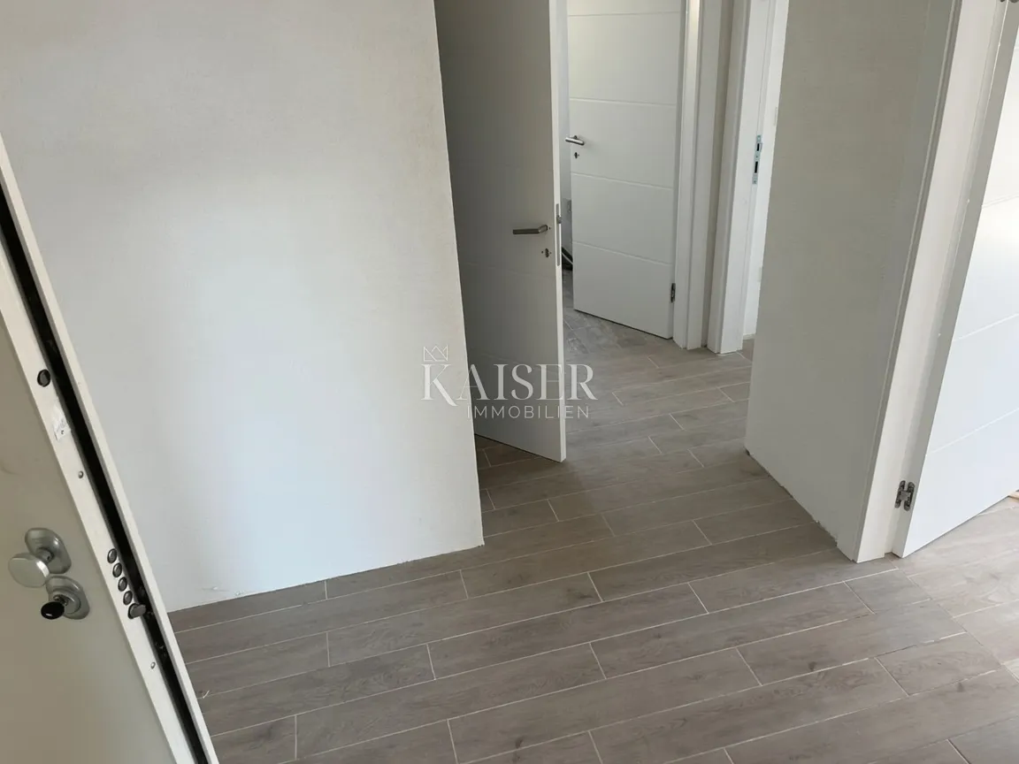 makarska - baška voda, penthouse s pogledom na more - slika 7