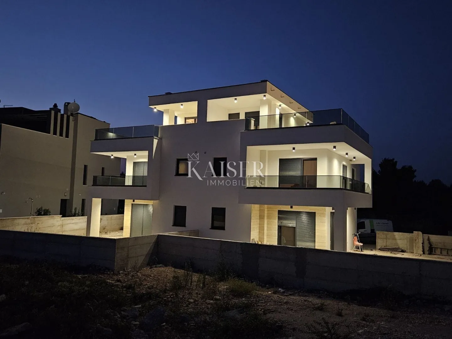 vodice, srima- dvojna kuća s bazenom 250m od mora - slika 6