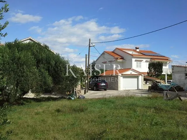 zadar, otok ugljan - dvoetažni stan 233m2, prvi red do mora - slika 5