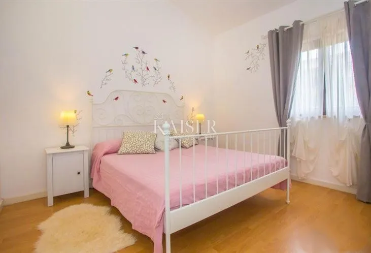 istra - poreč, kuća prizemnica sa bazenom i pogledom na more - slika 11