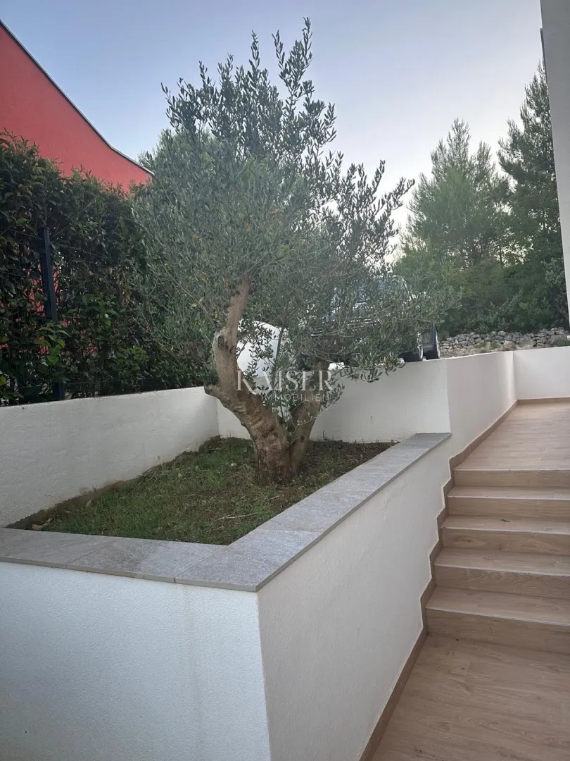 pridraga - elegantna vila 200 m od mora - slika 7