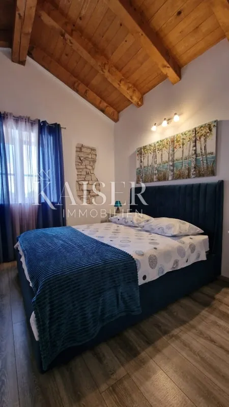 istra - lovreč, prilika kamena kuća sa okućnicom 7000 m2 - slika 25