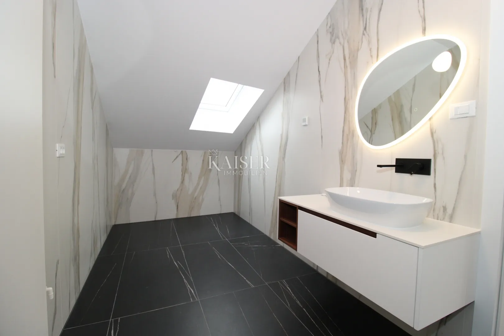 opatija, penthouse, blizina centra, pogled na opatiju i kvarner s vrha krova - slika 34