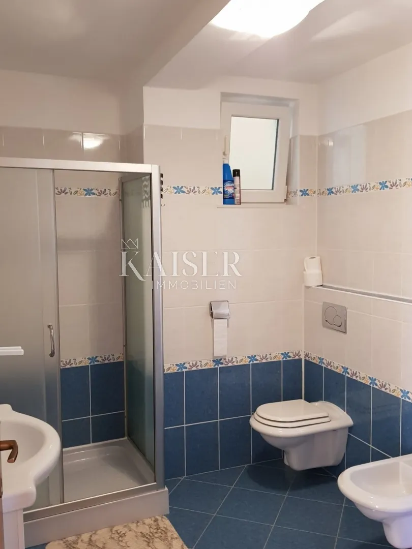 opatija, lovran - kuća sa pogledom na more, sa tri stana 300 m2 - slika 9
