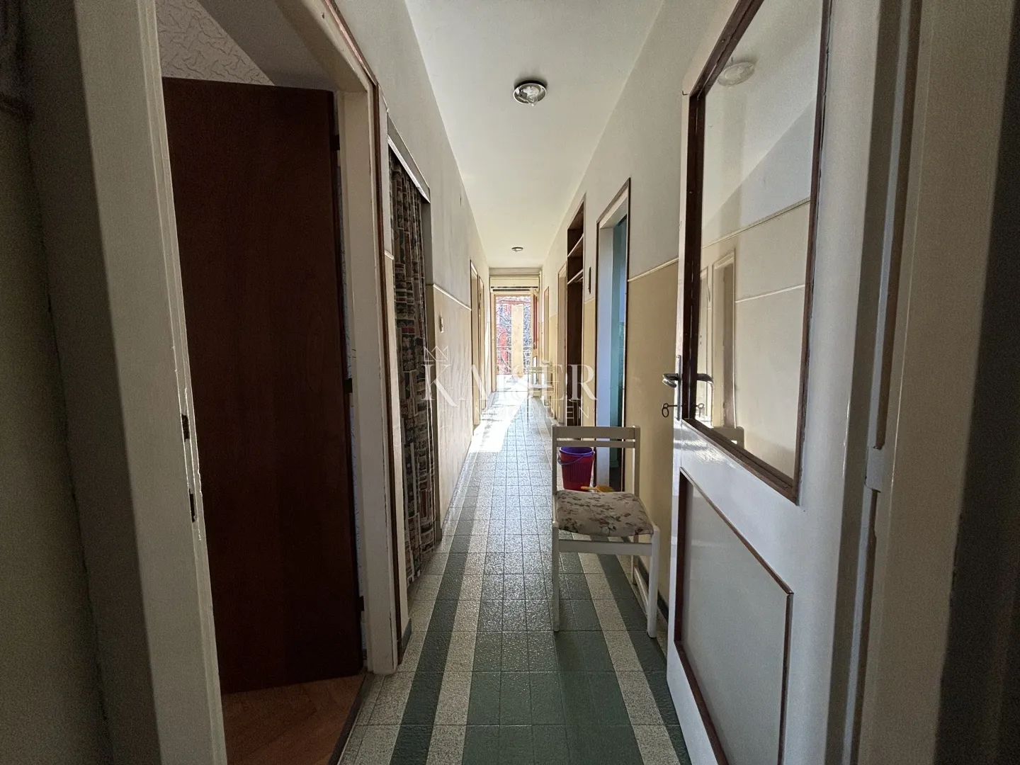 lovran, centar - kuća 200 m od mora, 290 m2 - slika 13