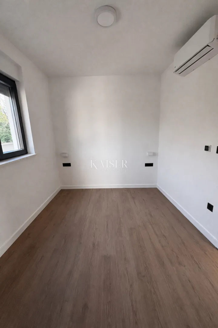 zadar – privlaka | apartman u novogradnji, 200 m od mora - slika 12
