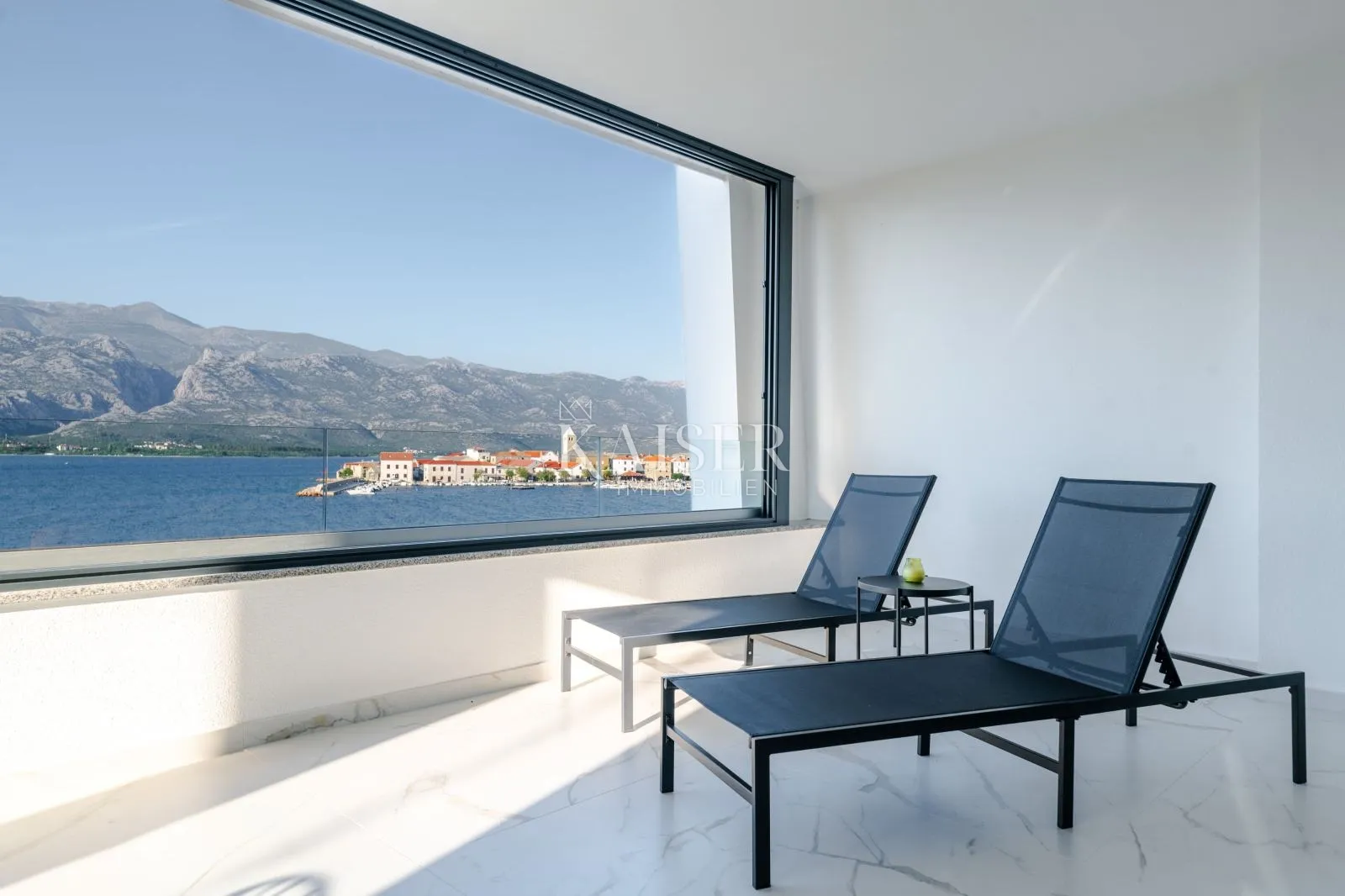 penthouse s očaravajućim pogledom na more i planine - slika 6