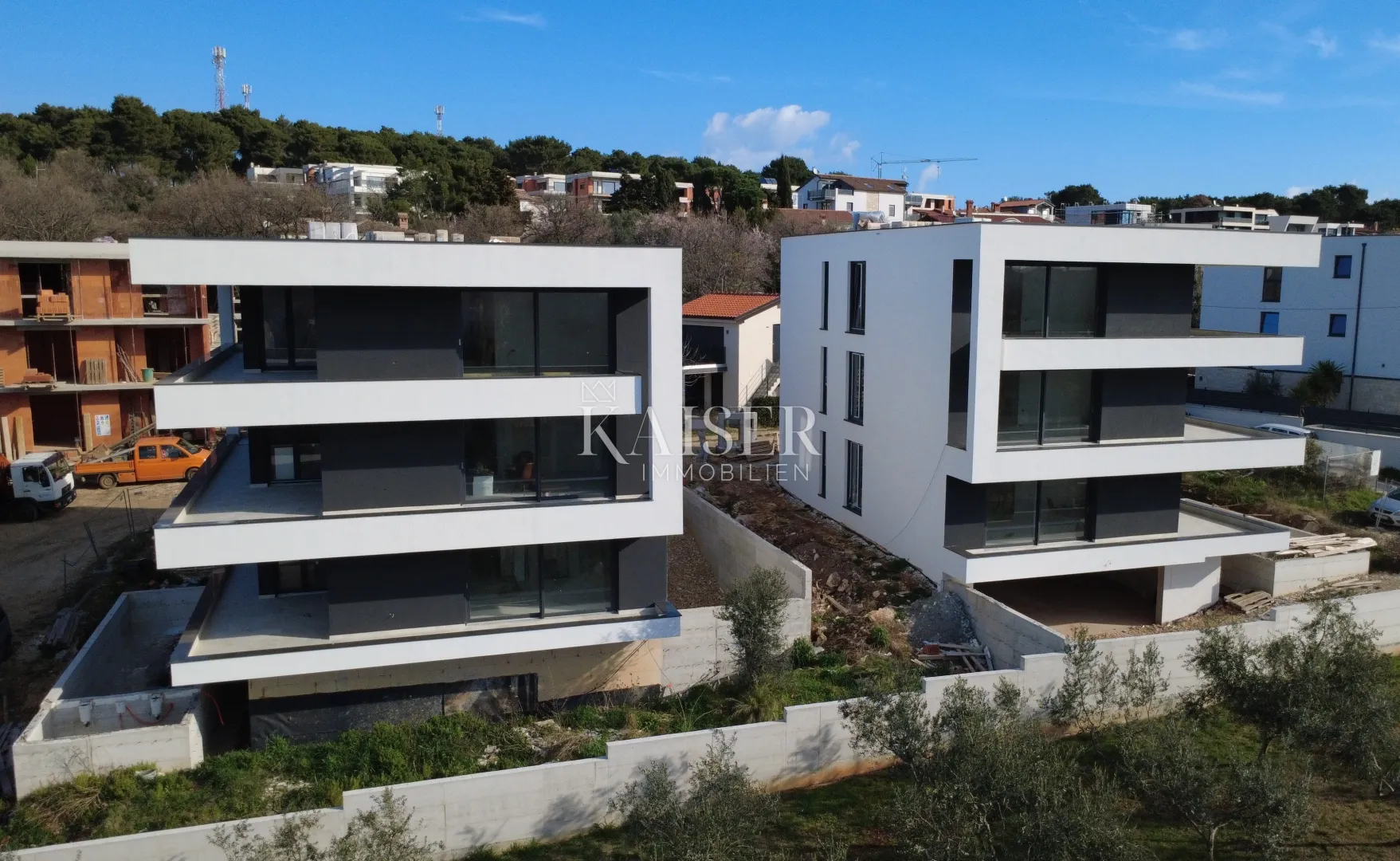 istra, medulin- luksuzan prizemni stan 149m2 s garažom - slika 2