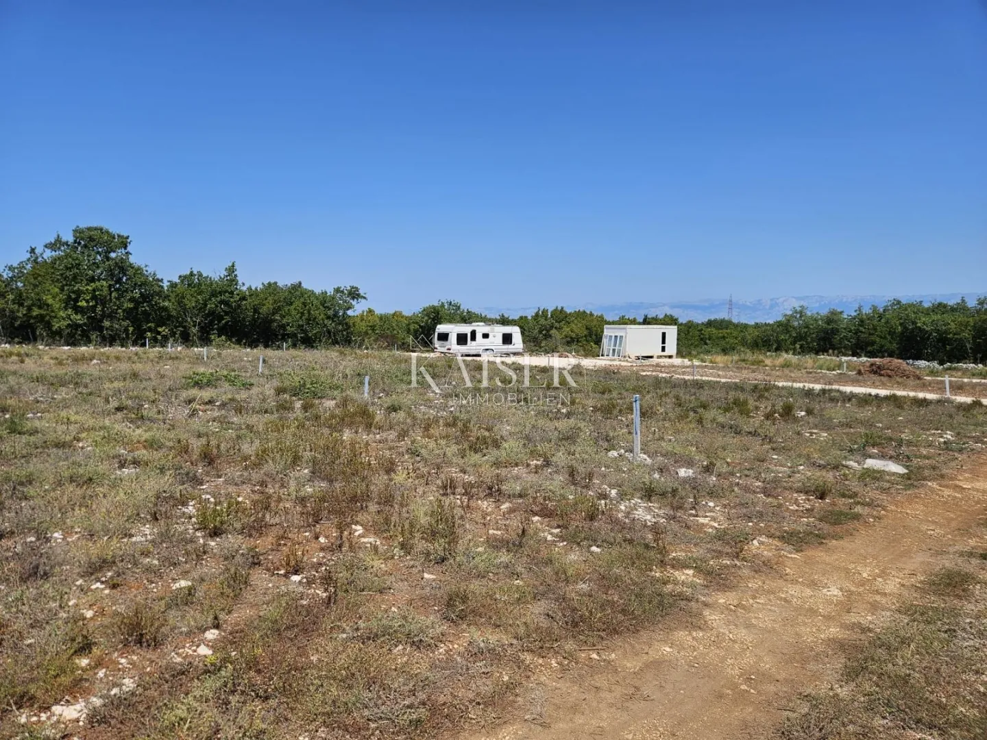 sukošan - debeljak: građevinsko zemljište 730 m2 - slika 2