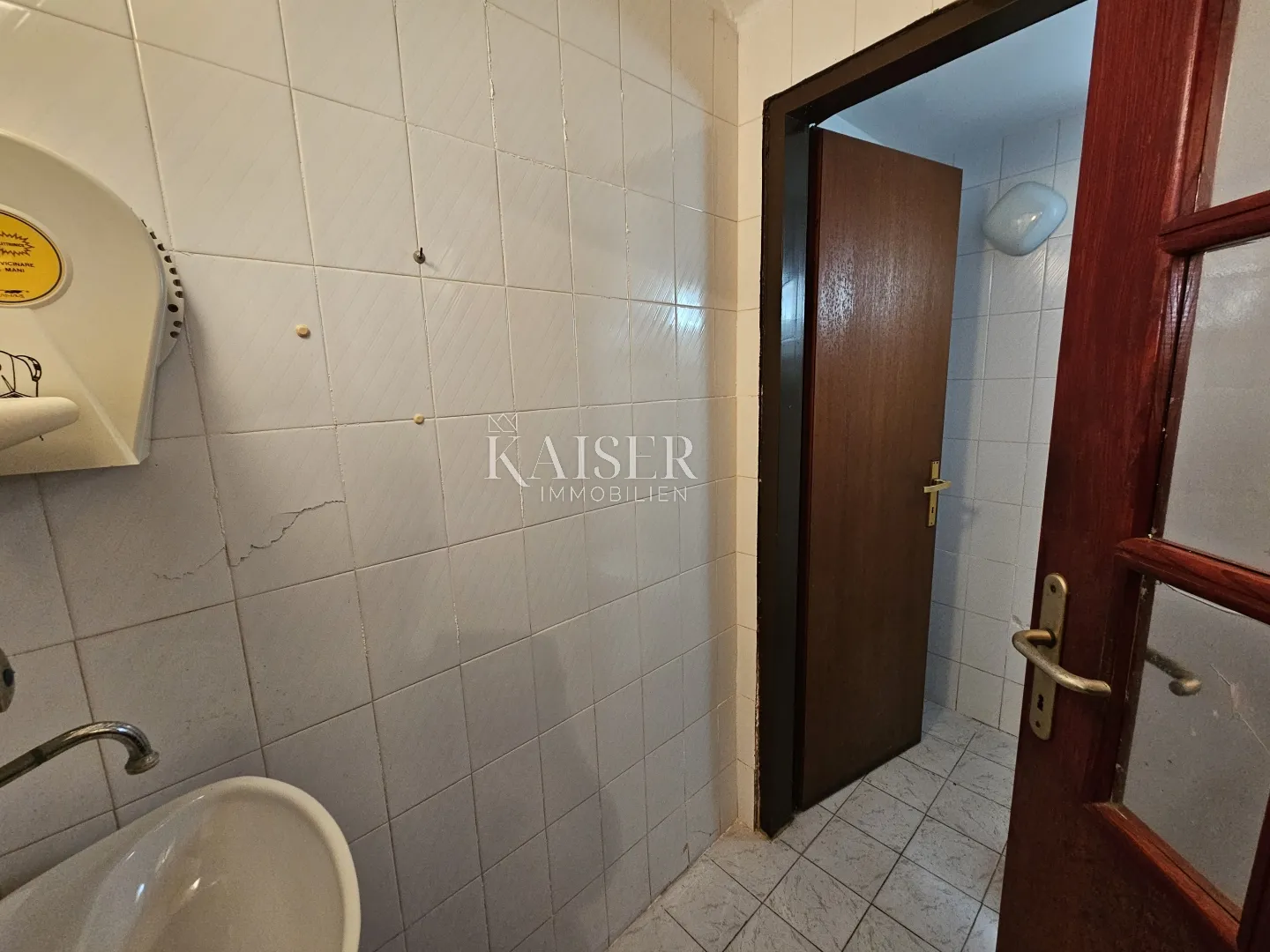 otok lošinj, mali lošinj - poslovni prostor u jezgri grada - slika 2