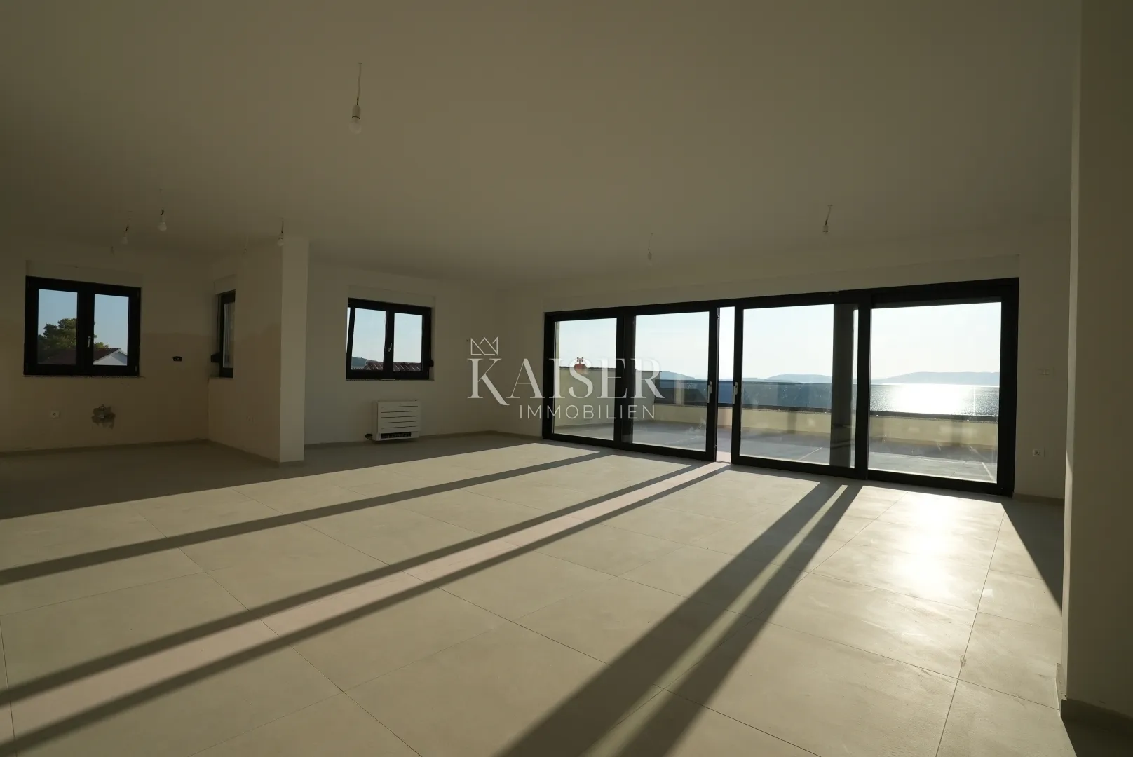 šibenik, žaborić - ekskluzivni penthouse s panoramskom krovnom terasom a - slika 3