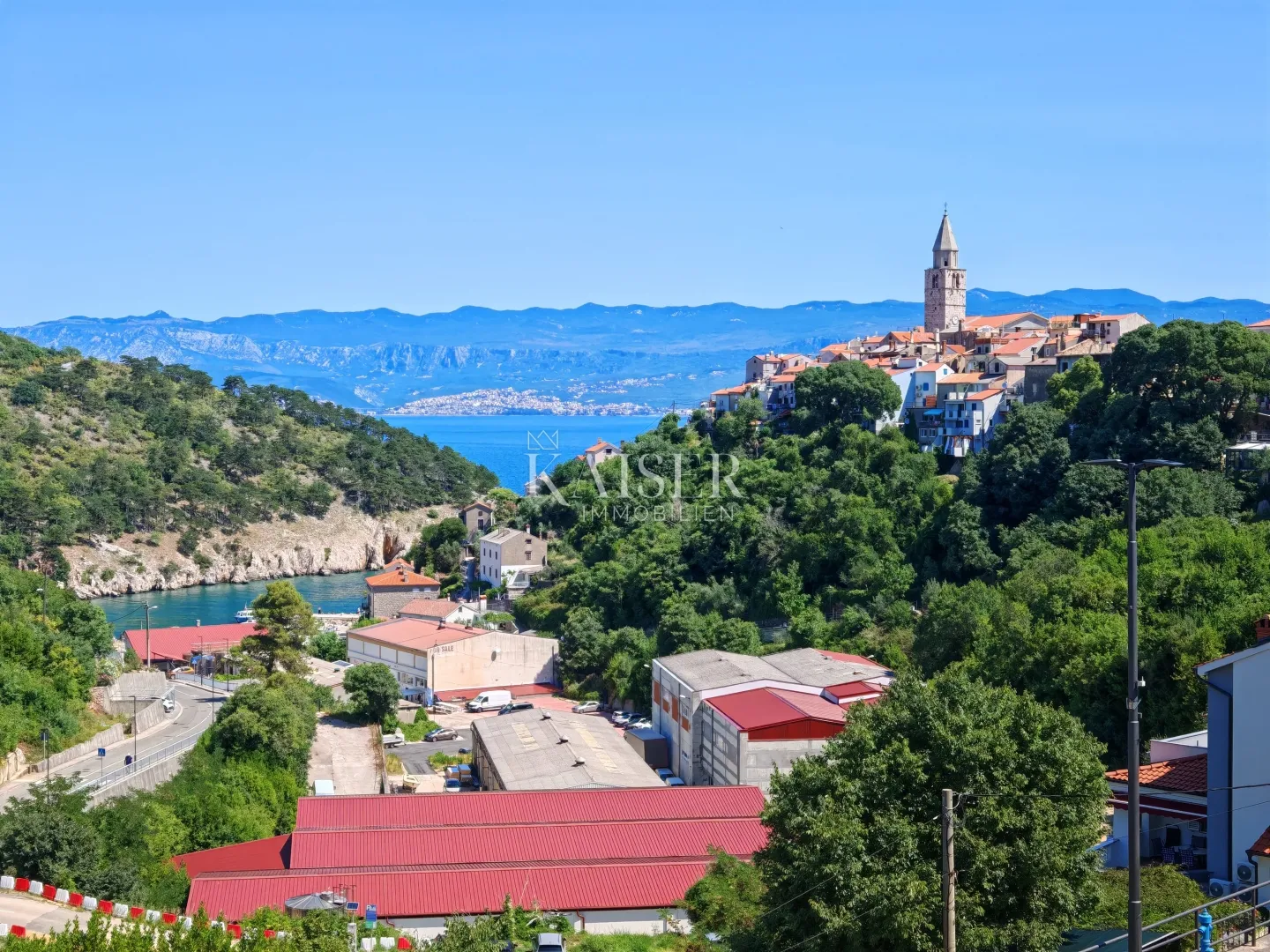 otok krk, vrbnik- moderan stan 55m2 s pogledom na more - slika 10