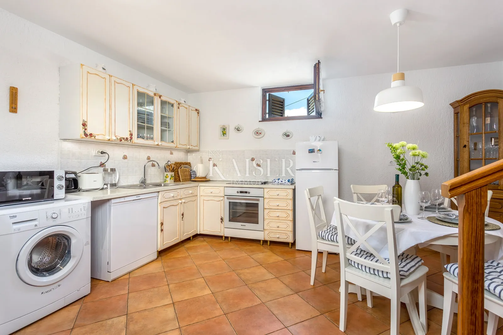 vrbnik, risika - samostojeća kuća sa dvije jedinice, prilika - slika 4