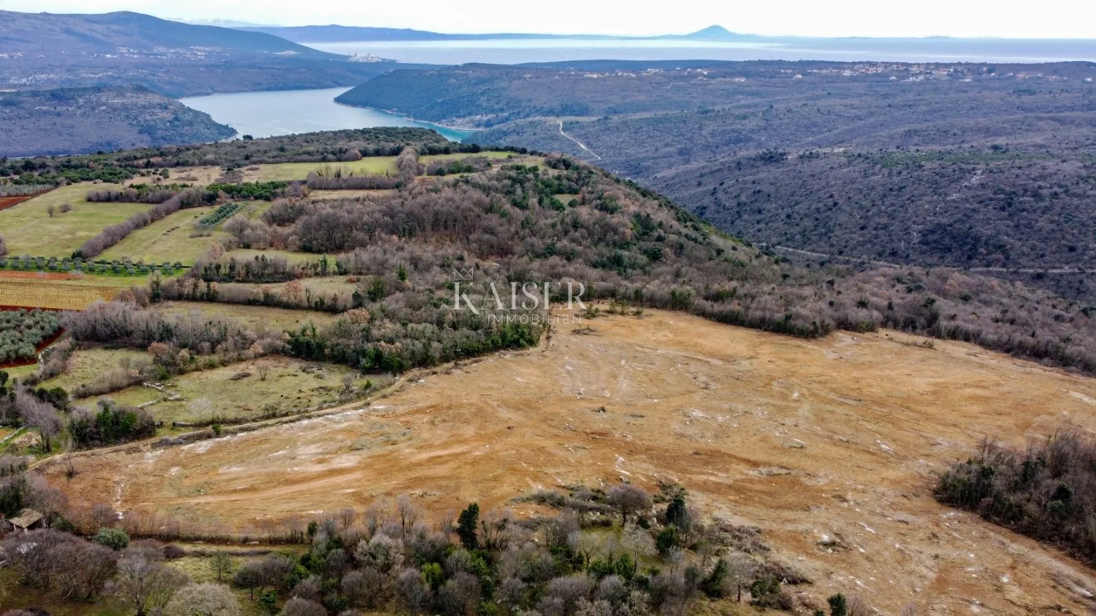 rakalj - zemljište za izgradnju 50 vila, 45 000 m2 - slika 9