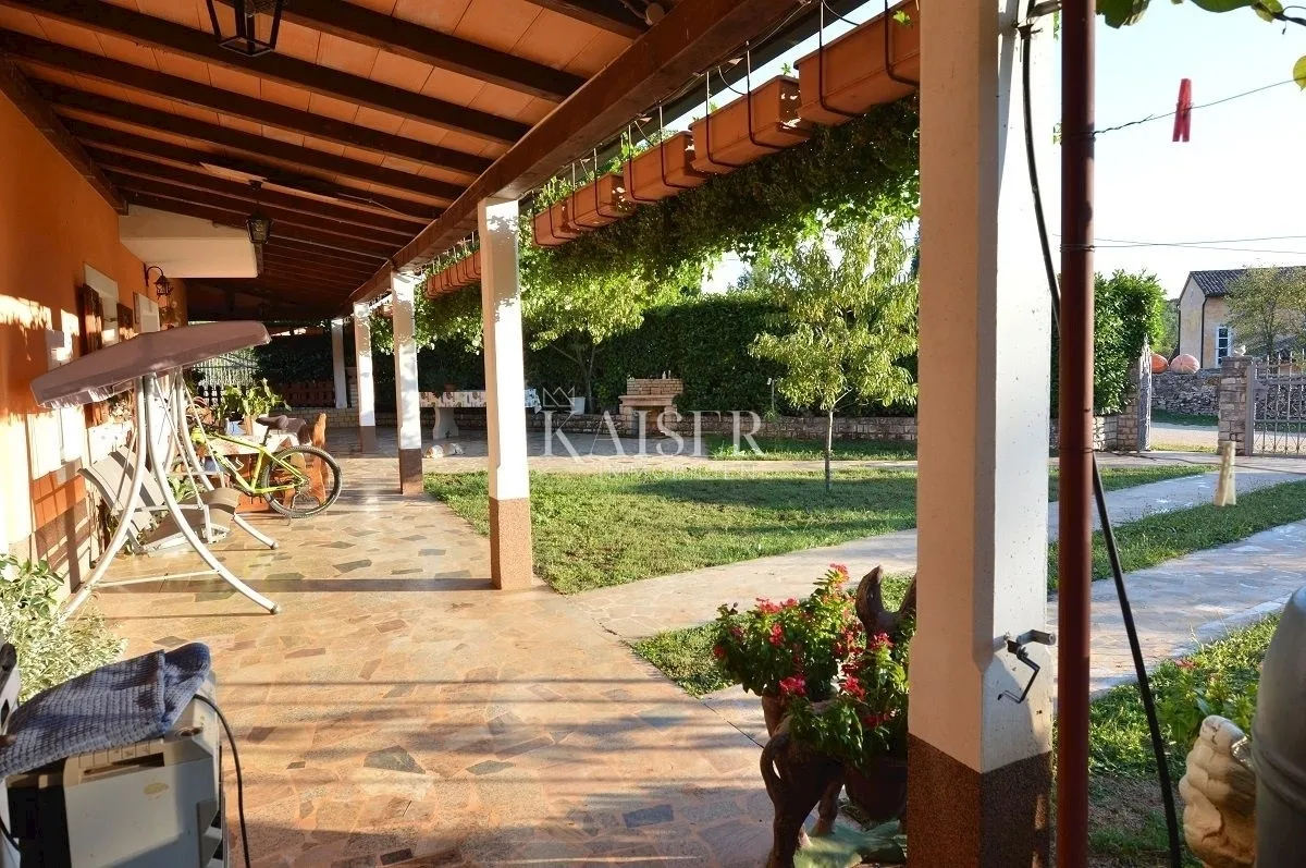 istra, grožnjan okolica - samostojeća kuća 396m2 sa potencijalom - slika 5