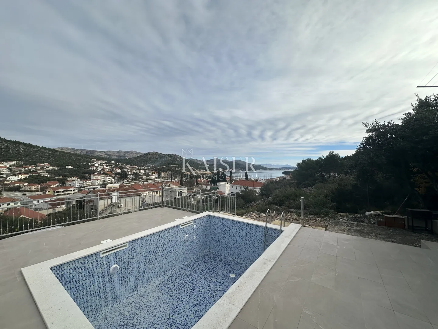 trogir, marina - kuća 80 m2 s bazenom i pogledom na more - slika 3