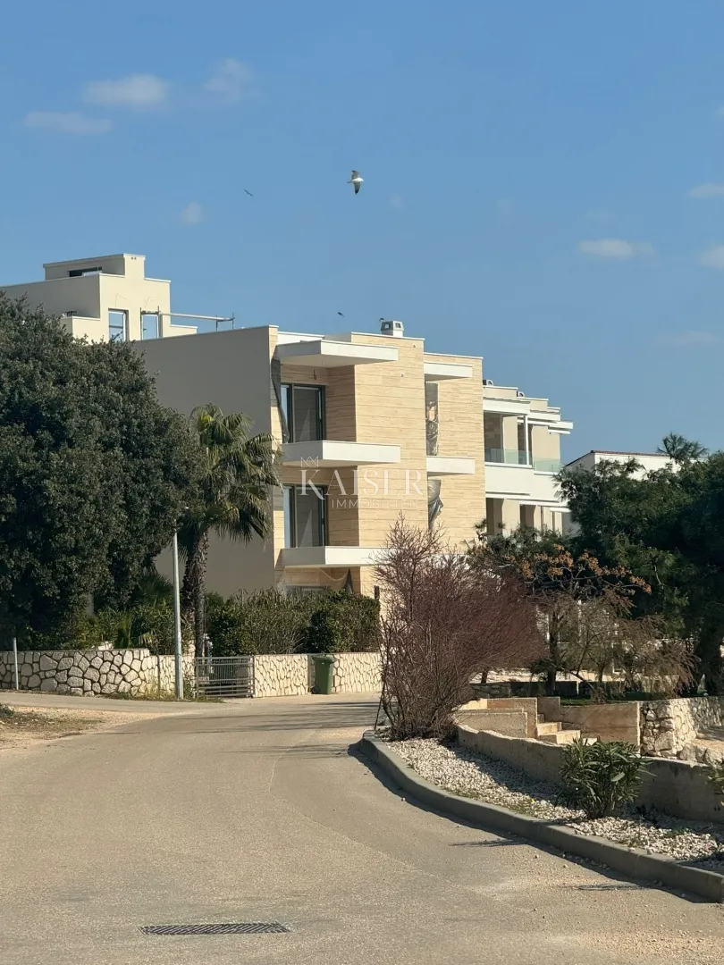 mandre, otok pag – prostrani 3s+db stan (s1) u prizemlju s privatnim vrtom, terasom i parkingom, 85,39 m² nkp - slika 9