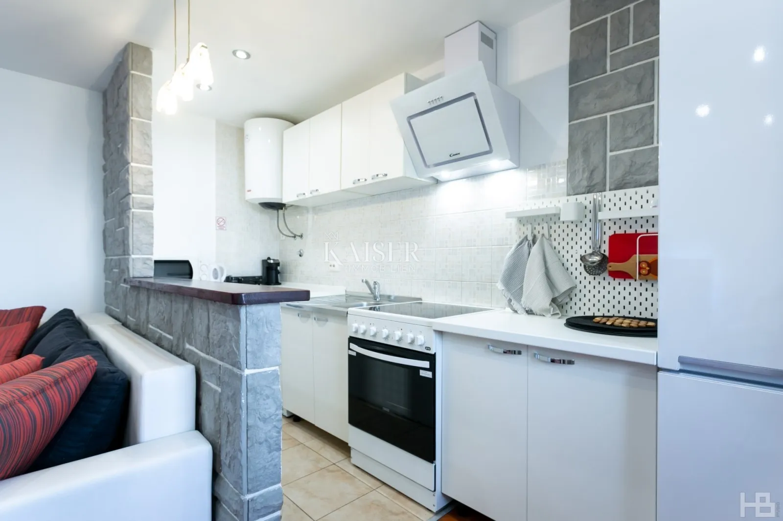 pećine - stan prvi red do mora 41 m2 - slika 18