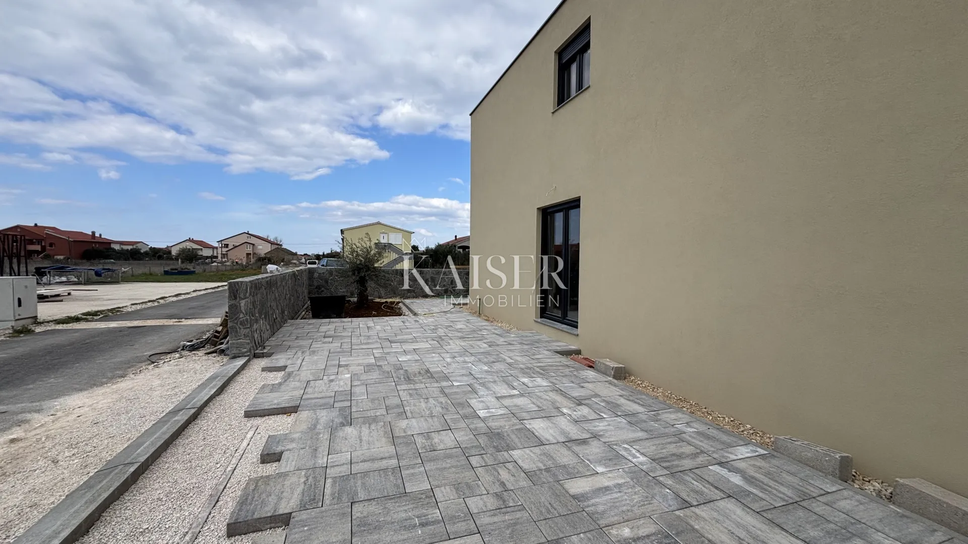 zadar, privlaka – nova kuća s dvorištem, 600 m od mora - slika 3