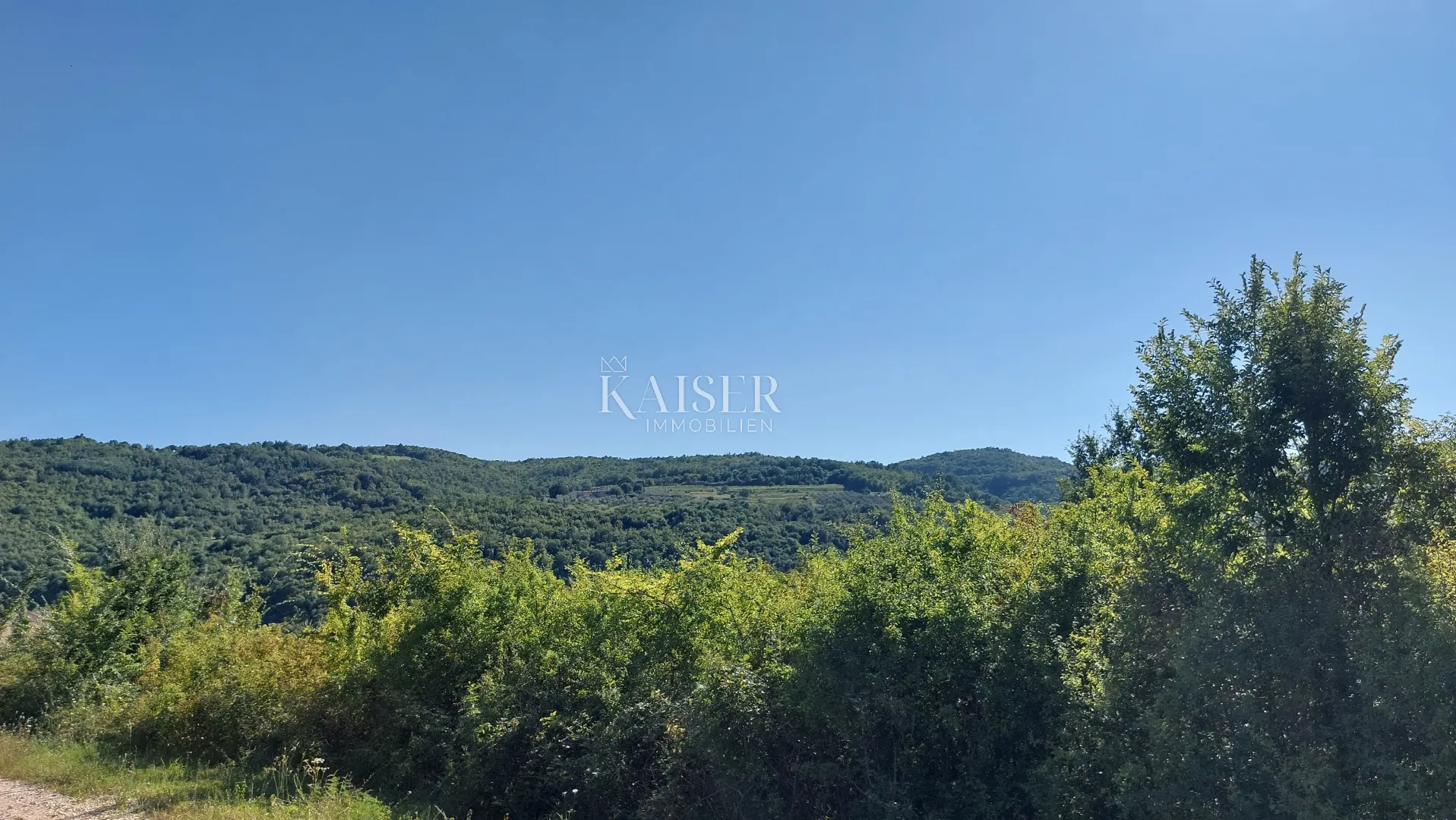 istra, motovun - građevinsko zemljište - slika 4