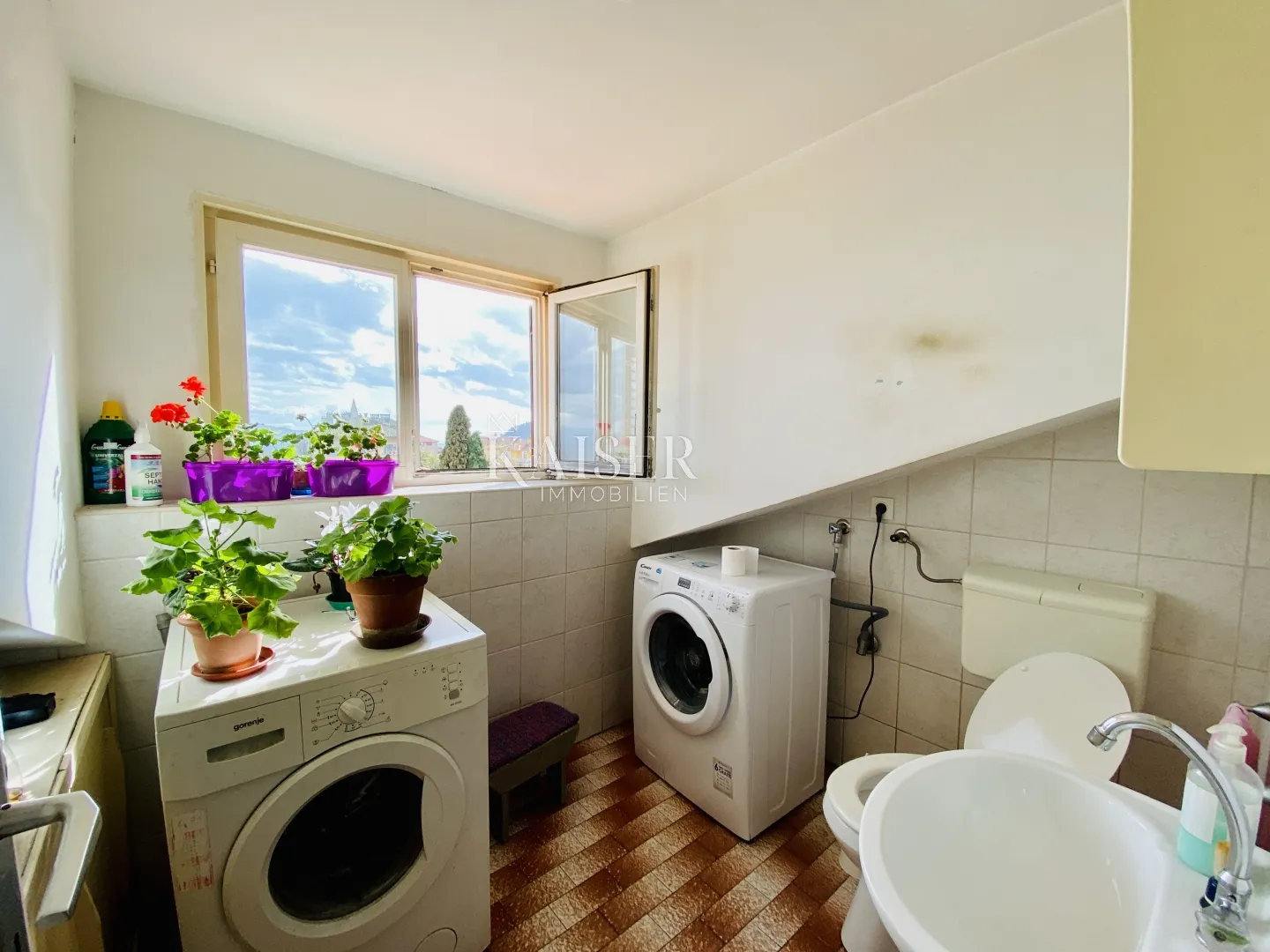 lovran – veliki stan 4s+db s predivnim pogledom - slika 12
